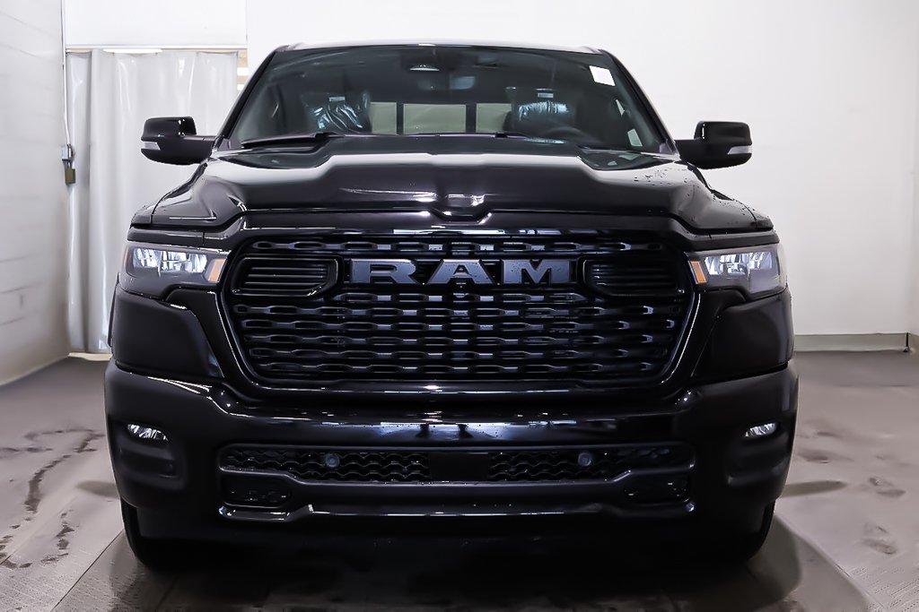 Ram 1500 BIG HORN 2025 à Terrebonne, Québec - 2 - w1024h768px