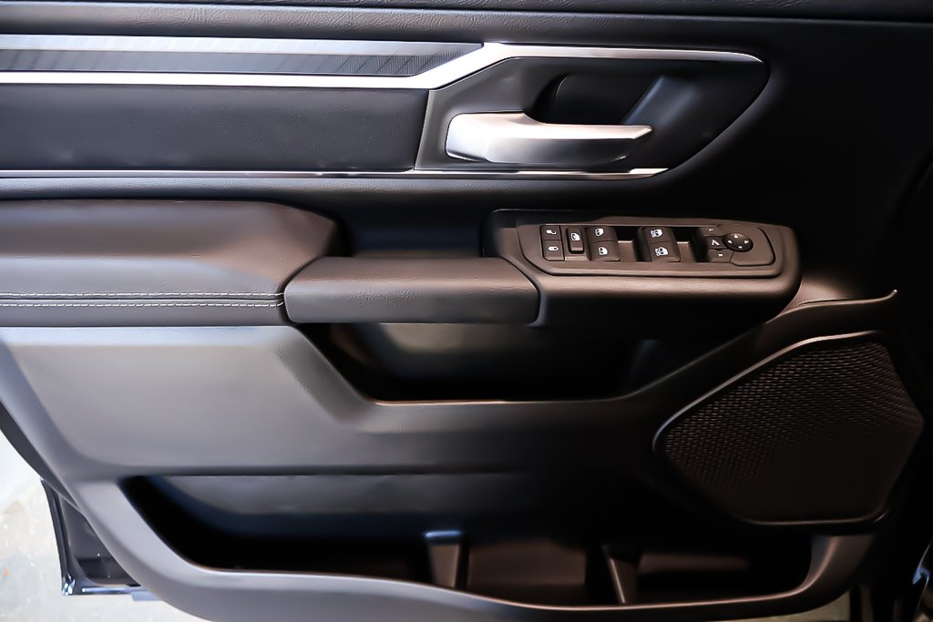 2025 Ram 1500 BIG HORN in Terrebonne, Quebec - 20 - w1024h768px