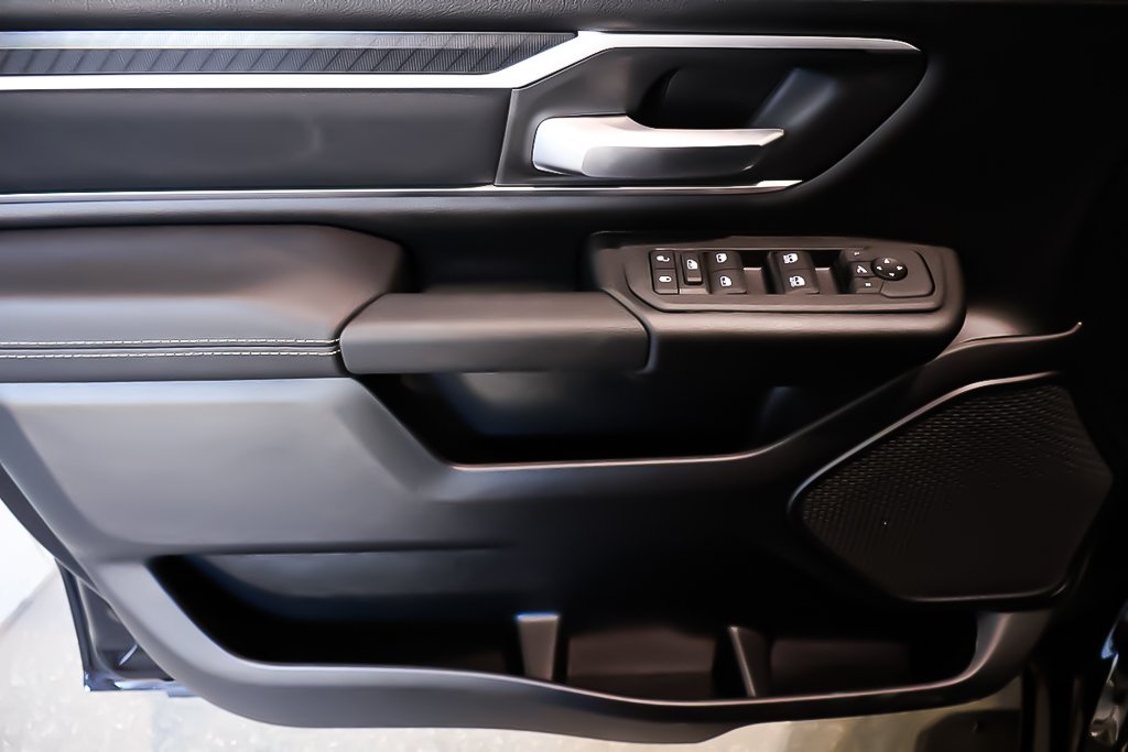 Ram 1500 BIG HORN 2025 à Terrebonne, Québec - 21 - w1024h768px