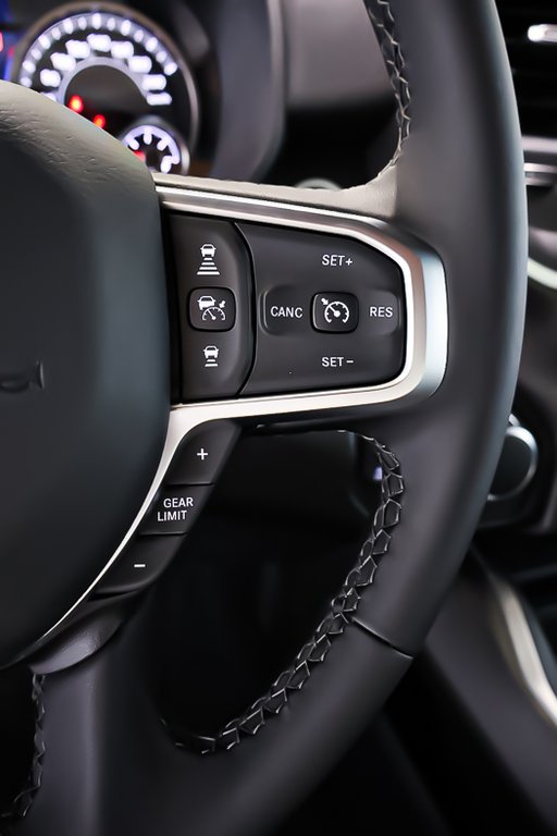 Ram 1500 BIG HORN 2025 à Terrebonne, Québec - 13 - w1024h768px