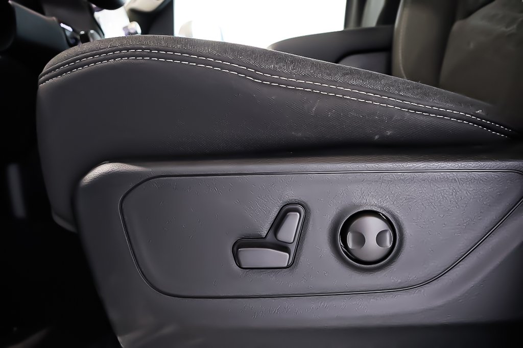 Ram 1500 BIG HORN 2025 à Terrebonne, Québec - 9 - w1024h768px