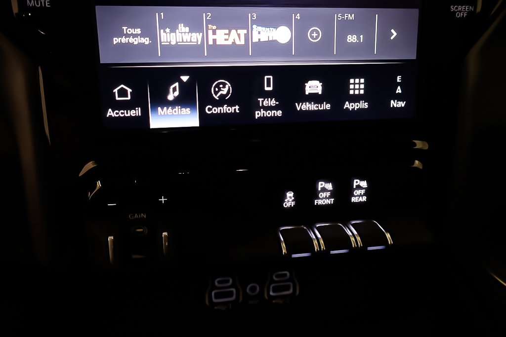 2025 Ram 1500 BIG HORN in Terrebonne, Quebec - 19 - w1024h768px