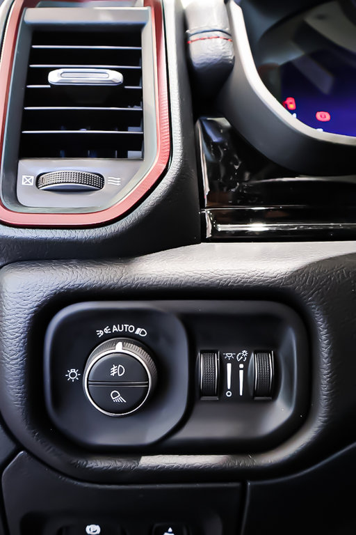 2025 Ram 1500 REBEL in Terrebonne, Quebec - 20 - w1024h768px