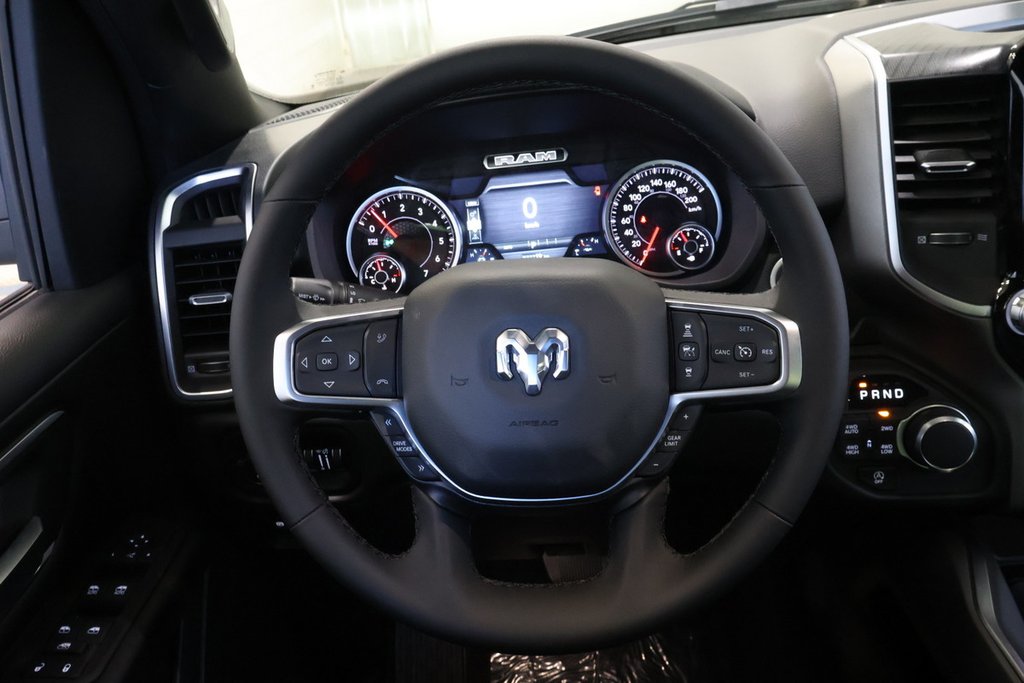 2025 Ram 1500 BIG HORN in Terrebonne, Quebec - 11 - w1024h768px