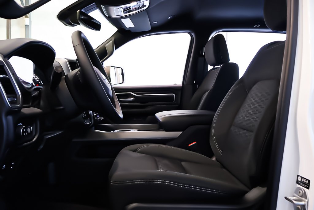 Ram 1500 BIG HORN 2025 à Terrebonne, Québec - 8 - w1024h768px