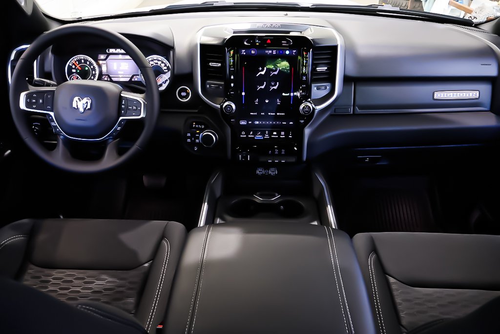 Ram 1500 BIG HORN 2025 à Terrebonne, Québec - 10 - w1024h768px