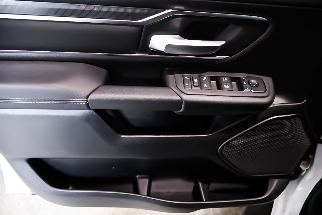 2025 Ram 1500 BIG HORN in Terrebonne, Quebec - 20 - w1024h768px