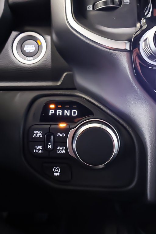 2025 Ram 1500 BIG HORN in Terrebonne, Quebec - 15 - w1024h768px