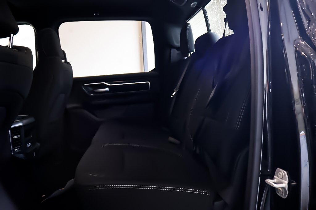 Ram 1500 BIG HORN 2025 à Terrebonne, Québec - 21 - w1024h768px