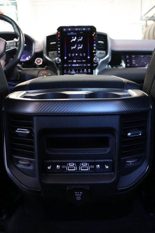 2025 Ram 1500 RHO + 4X4 +  CREW CAB + TOIT OUVRANT PANO in Terrebonne, Quebec - 23 - w1024h768px