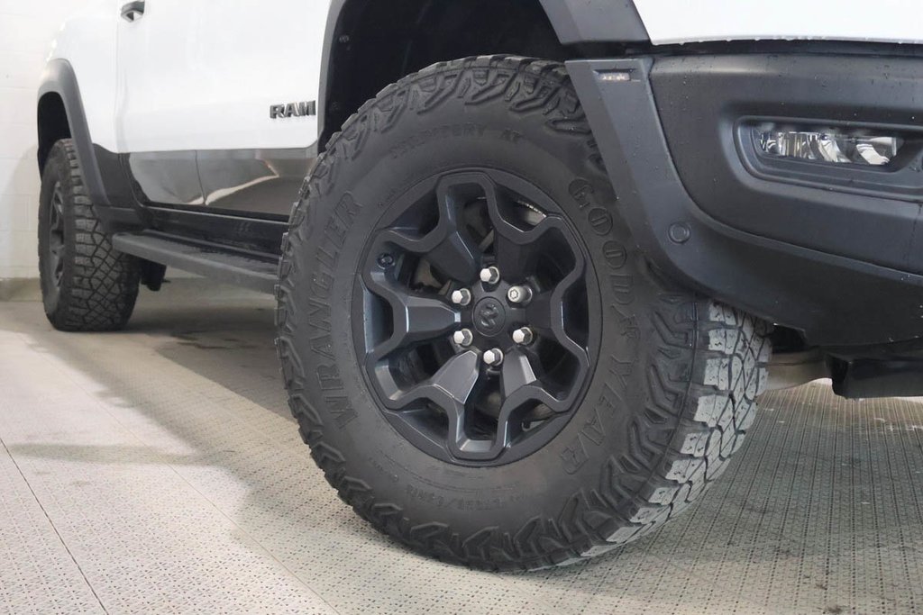 2025 Ram 1500 RHO + 4X4 +  CREW CAB + TOIT OUVRANT PANO in Terrebonne, Quebec - 7 - w1024h768px