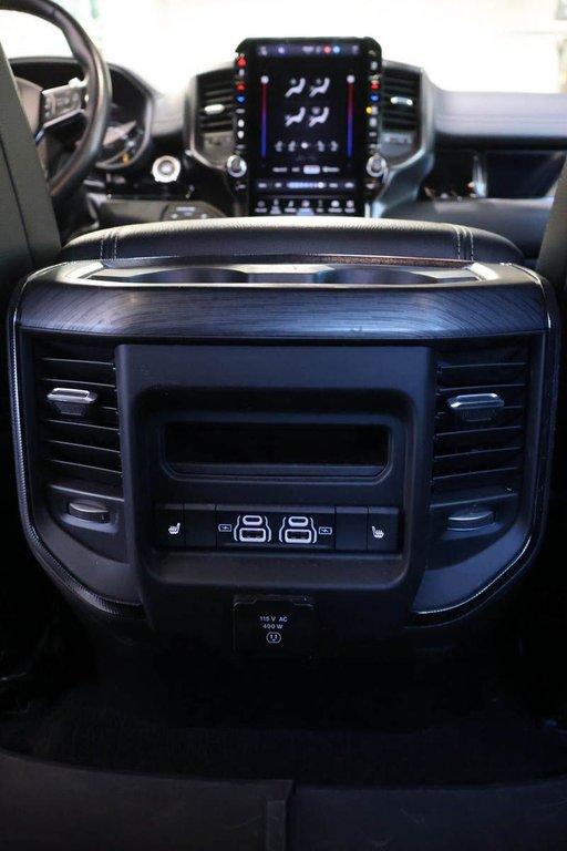 Ram 1500 SPORT + 4X4 + CREW CAB + NIGHT EDITION 2025 à Terrebonne, Québec - 33 - w1024h768px