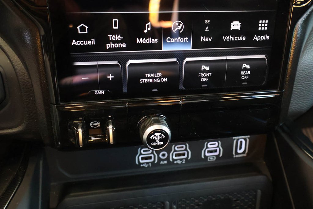 Ram 1500 SPORT + 4X4 + CREW CAB + NIGHT EDITION 2025 à Terrebonne, Québec - 27 - w1024h768px