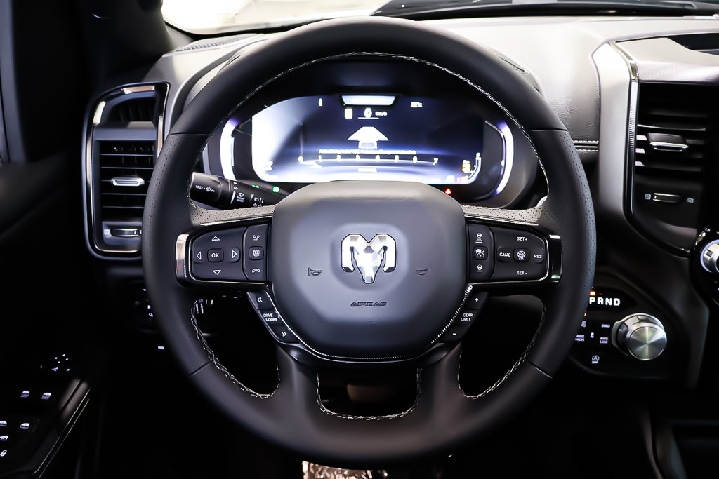 Ram 1500 SPORT 2026 à Terrebonne, Québec - 11 - w1024h768px