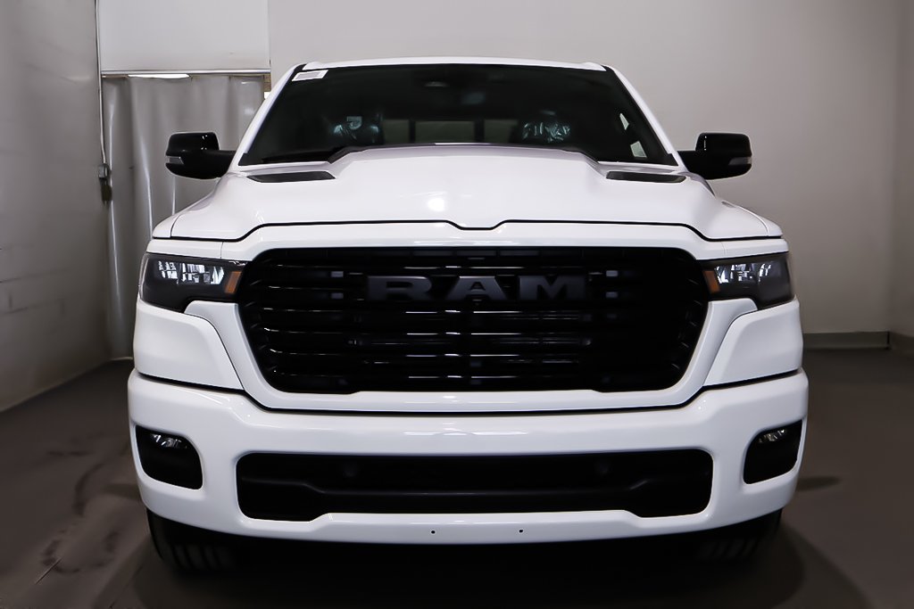 Ram 1500 SPORT 2026 à Terrebonne, Québec - 2 - w1024h768px
