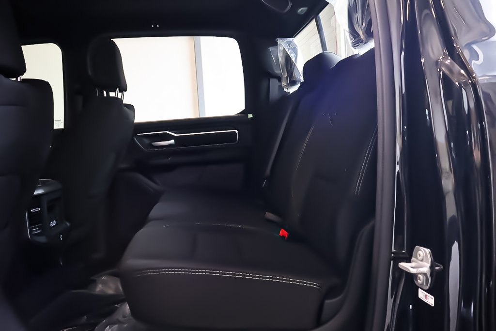Ram 1500 BIG HORN 2026 à Terrebonne, Québec - 21 - w1024h768px