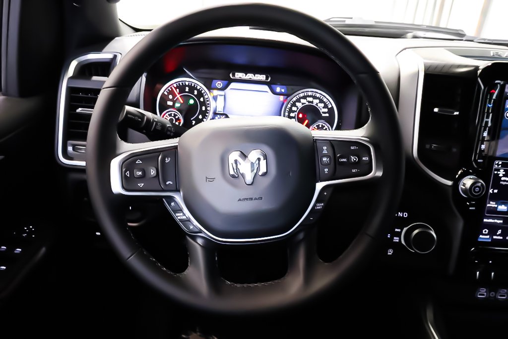 Ram 1500 BIG HORN 2026 à Terrebonne, Québec - 11 - w1024h768px