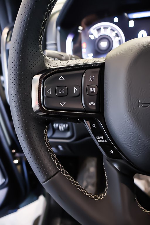 2026 Ram 1500 SPORT in Terrebonne, Quebec - 13 - w1024h768px