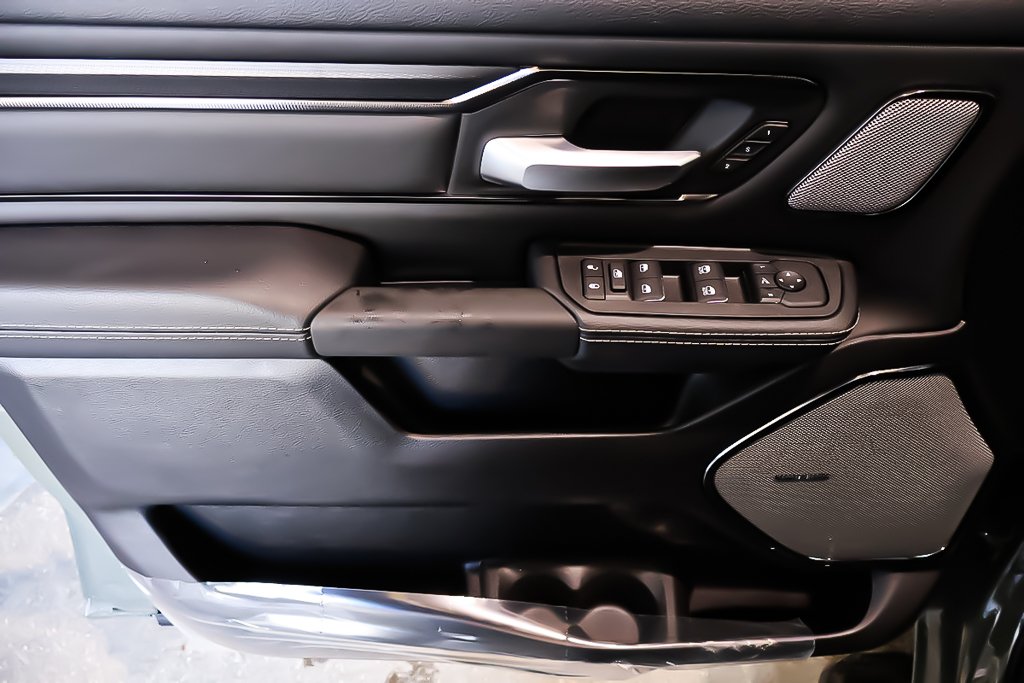 2026 Ram 1500 SPORT in Terrebonne, Quebec - 22 - w1024h768px
