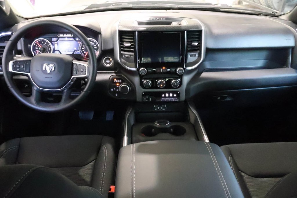 2026 Ram 1500 EXPRESS in Terrebonne, Quebec - 10 - w1024h768px