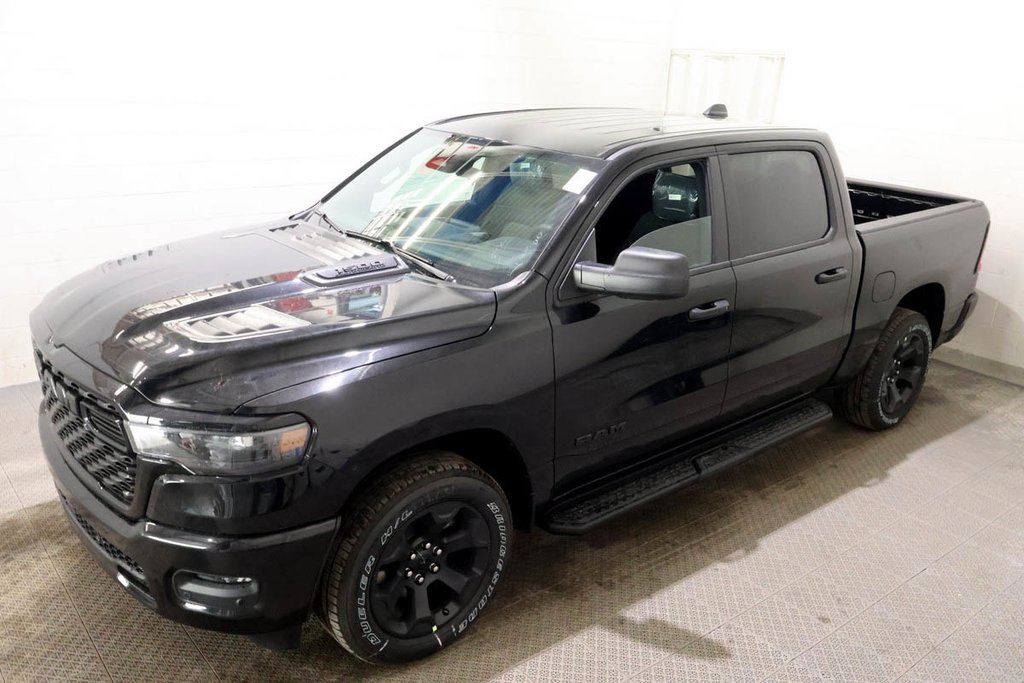 Ram 1500 EXPRESS 2026 à Terrebonne, Québec - 3 - w1024h768px