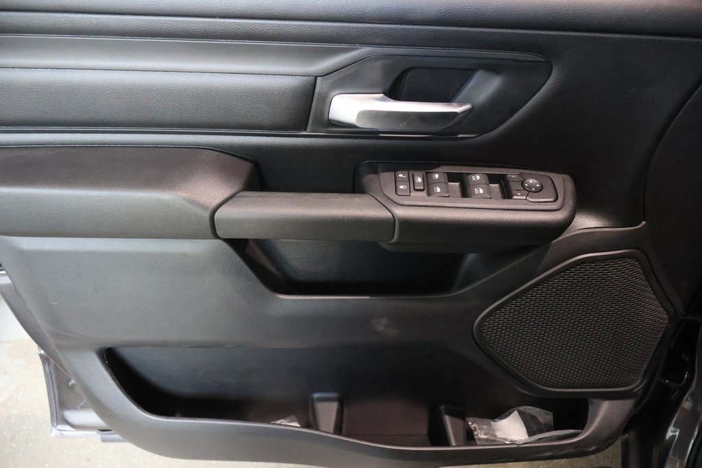 2026 Ram 1500 EXPRESS in Terrebonne, Quebec - 20 - w1024h768px