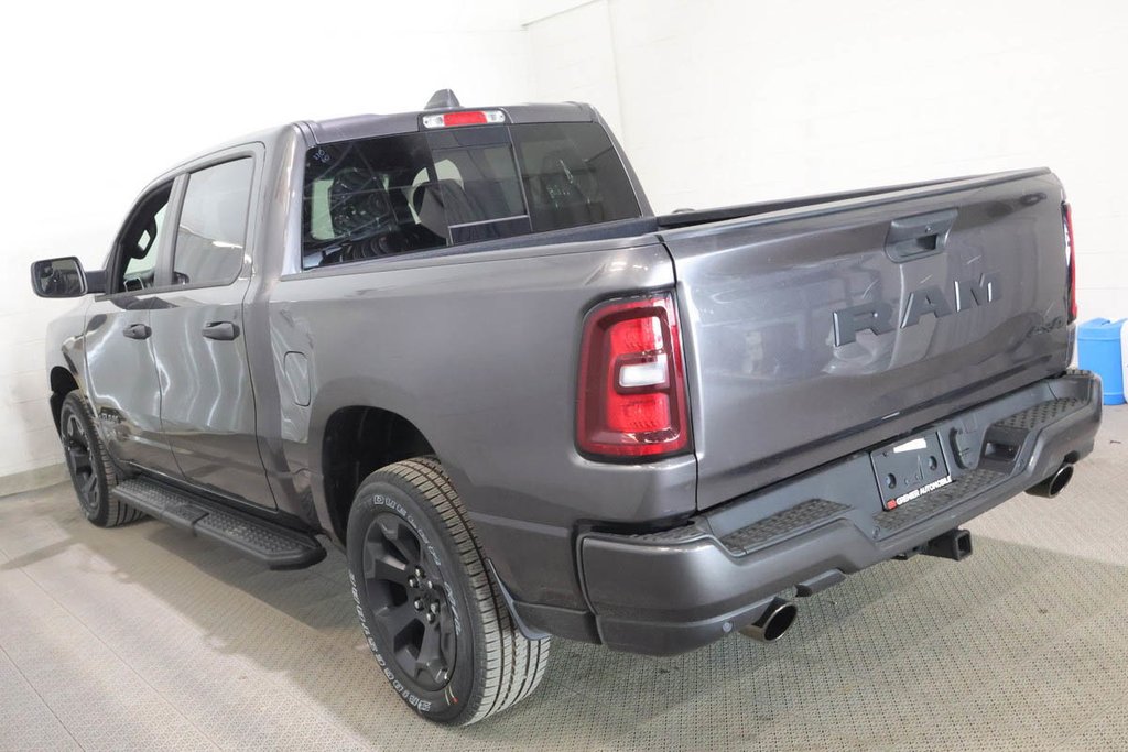 2026 Ram 1500 EXPRESS in Terrebonne, Quebec - 4 - w1024h768px