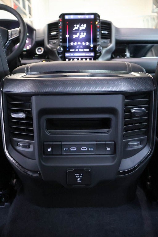 2026 Ram 1500 EXPRESS in Terrebonne, Quebec - 22 - w1024h768px