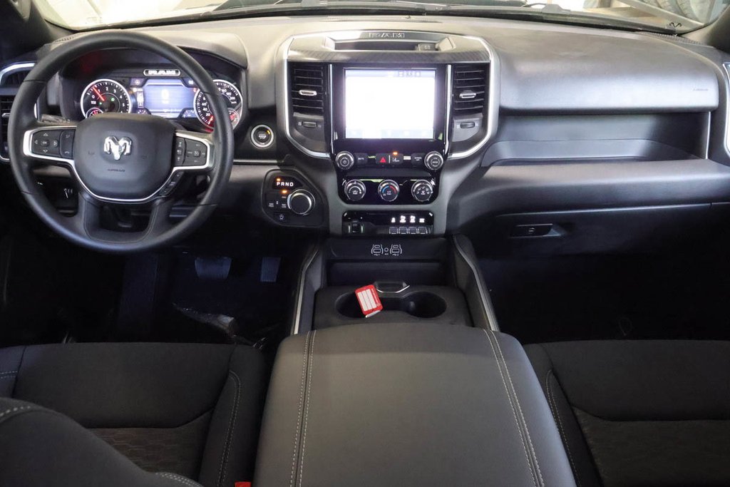 2026 Ram 1500 EXPRESS in Terrebonne, Quebec - 10 - w1024h768px