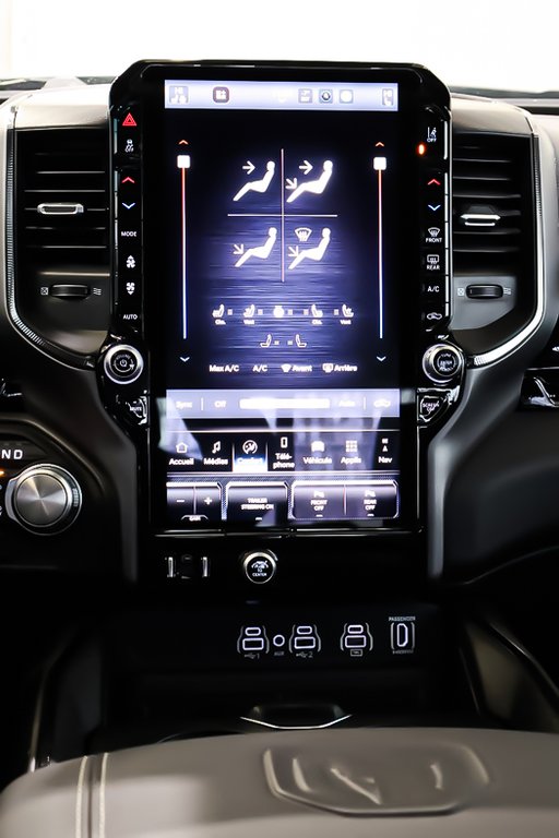 2026 Ram 1500 SPORT in Terrebonne, Quebec - 17 - w1024h768px