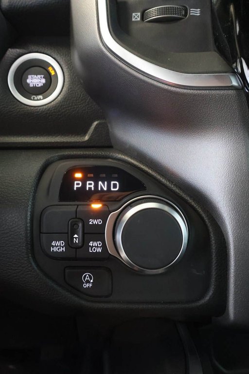 2026 Ram 1500 EXPRESS in Terrebonne, Quebec - 15 - w1024h768px