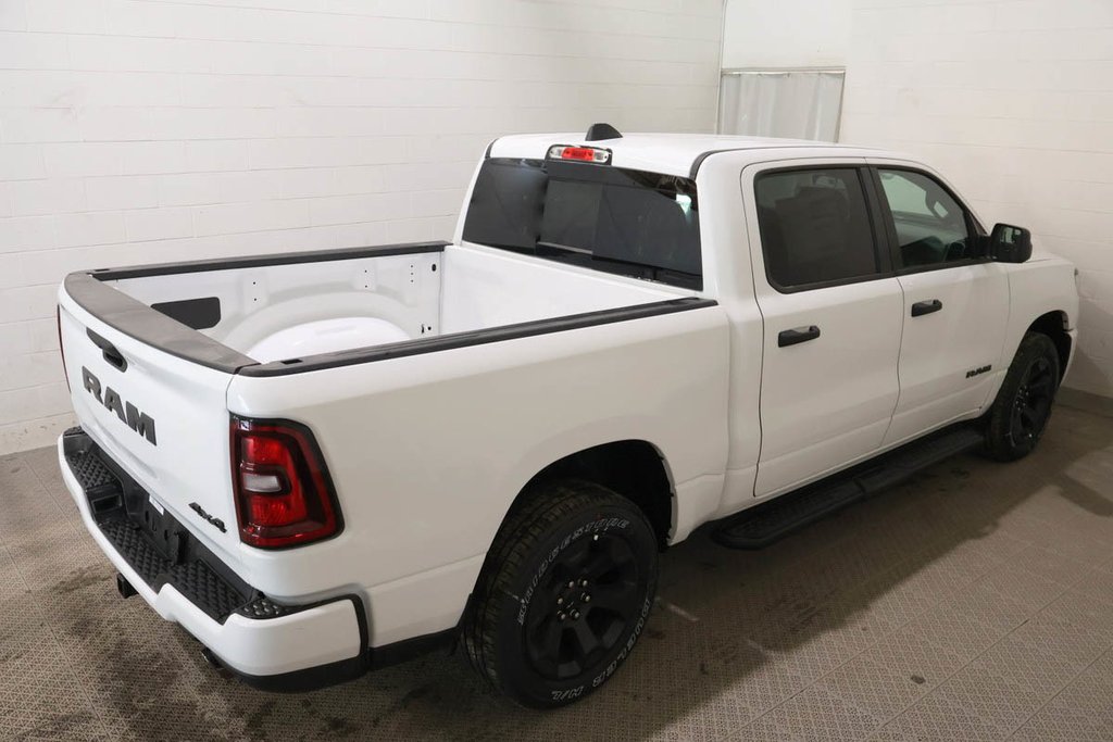 2026 Ram 1500 EXPRESS in Terrebonne, Quebec - 6 - w1024h768px