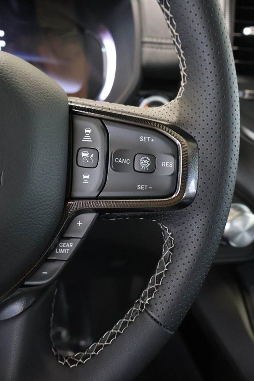 2026 Ram 1500 SPORT in Terrebonne, Quebec - 14 - w1024h768px