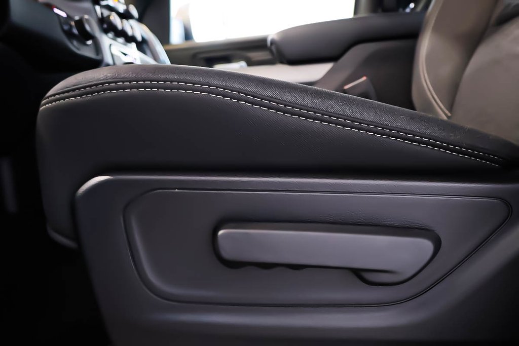 2026 Ram 1500 EXPRESS in Terrebonne, Quebec - 9 - w1024h768px