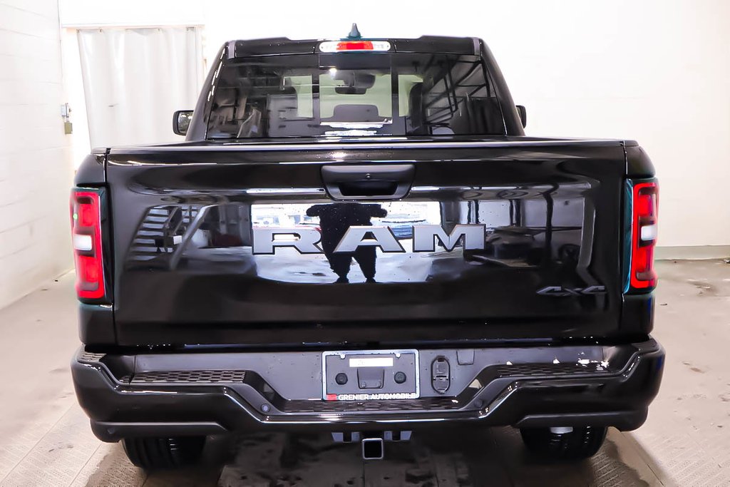 2026 Ram 1500 EXPRESS in Terrebonne, Quebec - 5 - w1024h768px