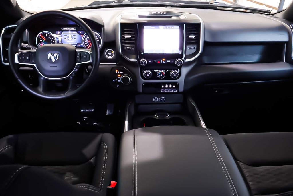 2026 Ram 1500 EXPRESS in Terrebonne, Quebec - 10 - w1024h768px