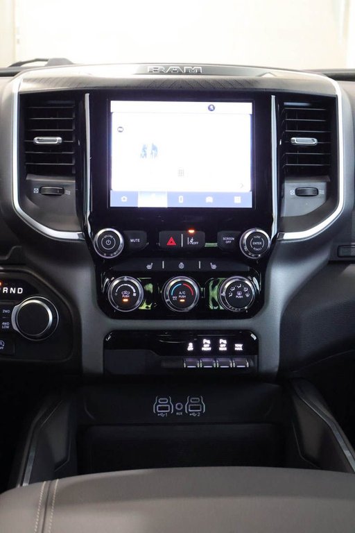 2026 Ram 1500 BIG HORN in Terrebonne, Quebec - 16 - w1024h768px