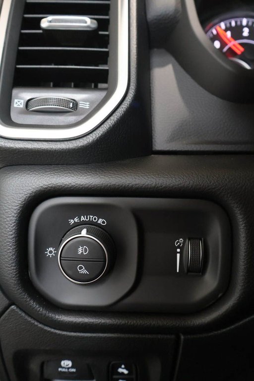 Ram 1500 BIG HORN 2026 à Terrebonne, Québec - 19 - w1024h768px