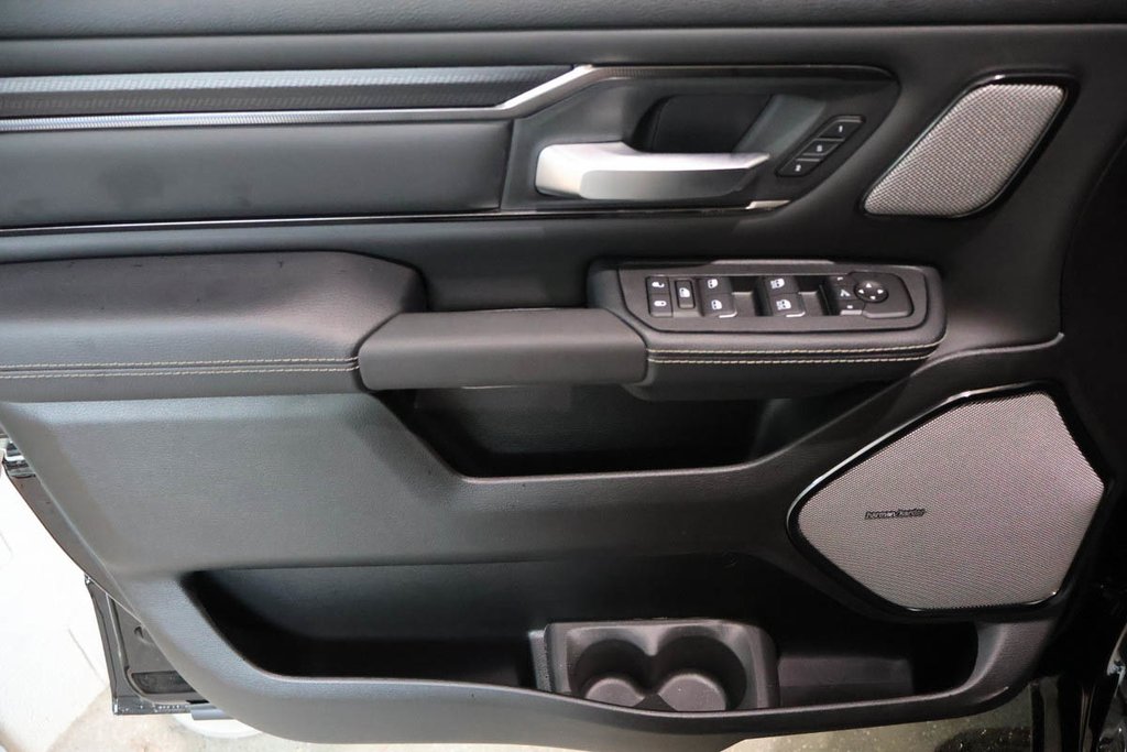 2026 Ram 1500 SPORT in Terrebonne, Quebec - 22 - w1024h768px