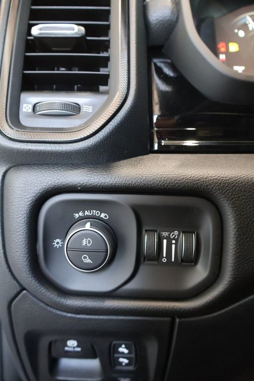 2026 Ram 1500 SPORT in Terrebonne, Quebec - 20 - w1024h768px
