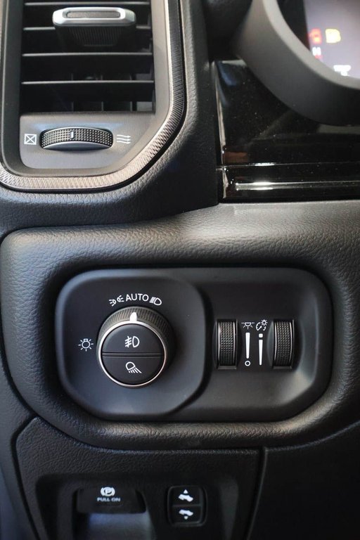Ram 1500 SPORT 2026 à Terrebonne, Québec - 19 - w1024h768px