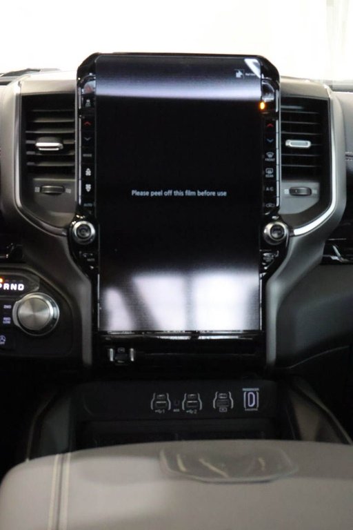 Ram 1500 SPORT 2026 à Terrebonne, Québec - 17 - w1024h768px