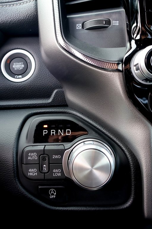 2026 Ram 1500 SPORT in Terrebonne, Quebec - 14 - w1024h768px