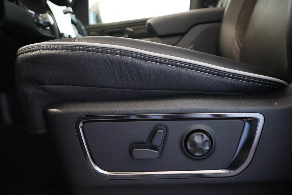 2026 Ram 1500 LIMITED in Terrebonne, Quebec - 10 - w1024h768px