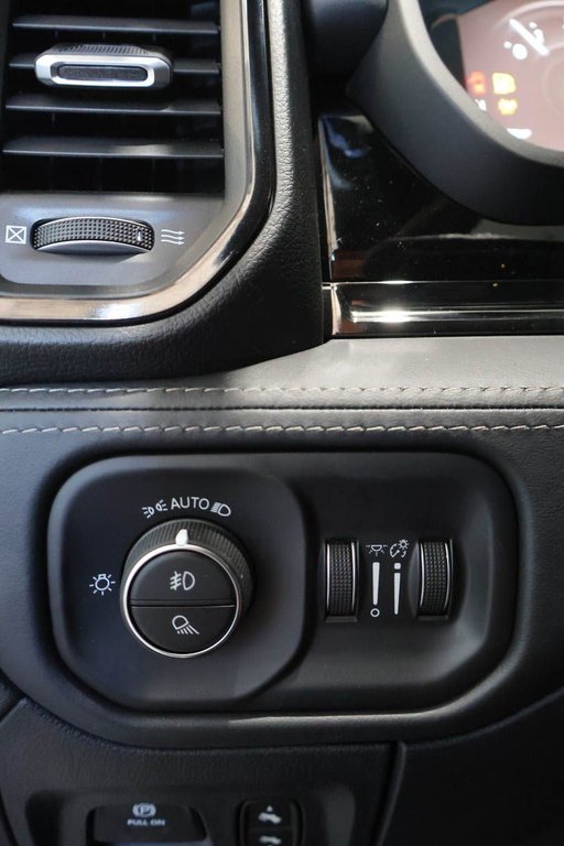 Ram 1500 LIMITED 2026 à Terrebonne, Québec - 17 - w1024h768px