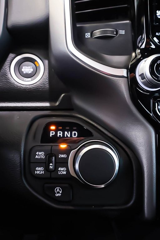 2026 Ram 1500 BIG HORN in Terrebonne, Quebec - 15 - w1024h768px