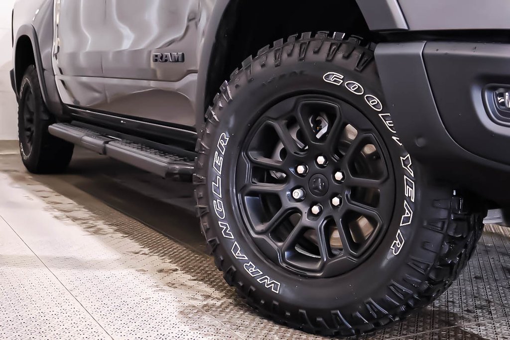 2026 Ram 1500 REBEL in Terrebonne, Quebec - 7 - w1024h768px