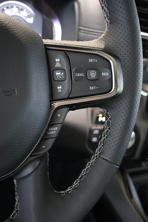 2026 Ram 1500 SPORT in Terrebonne, Quebec - 14 - w1024h768px