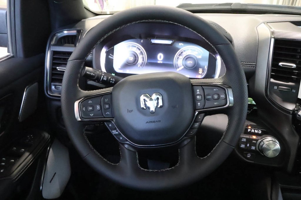 2026 Ram 1500 SPORT in Terrebonne, Quebec - 12 - w1024h768px
