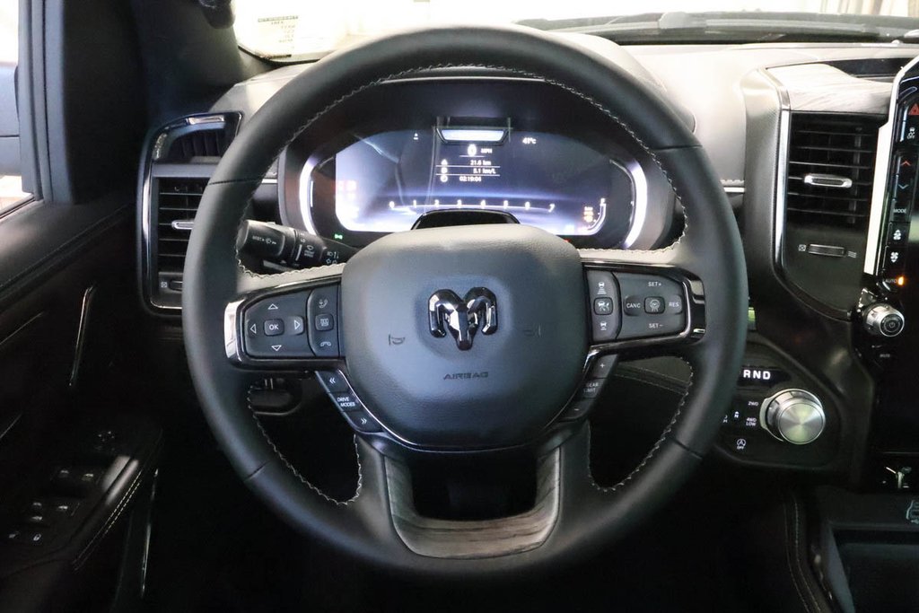 2026 Ram 1500 LIMITED in Terrebonne, Quebec - 12 - w1024h768px